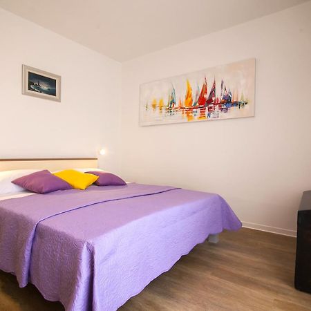 Sirius Apartments Bol Exteriér fotografie