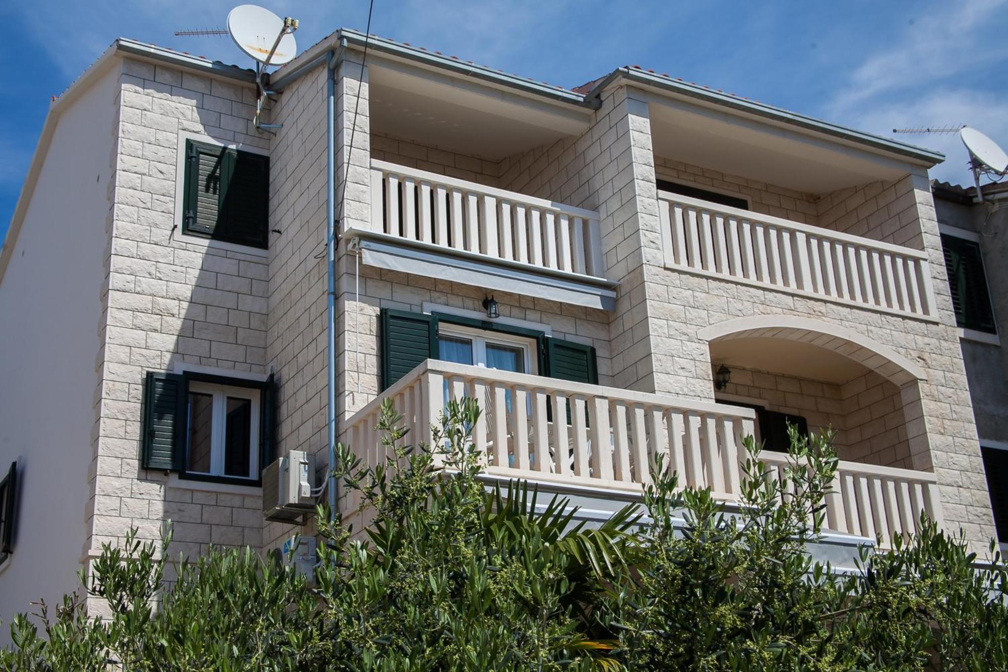 Sirius Apartments Bol Exteriér fotografie